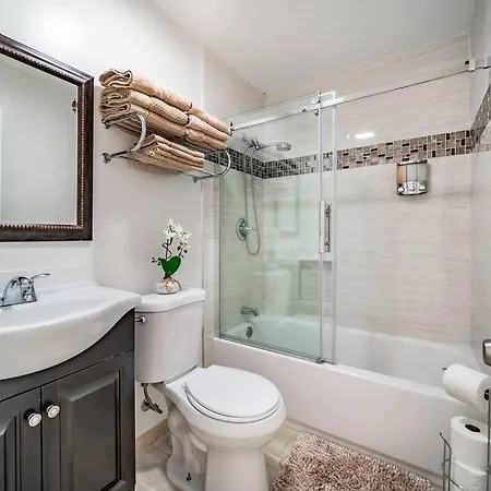 Holiday home Dino Disneyland By Oc Adventure Homes