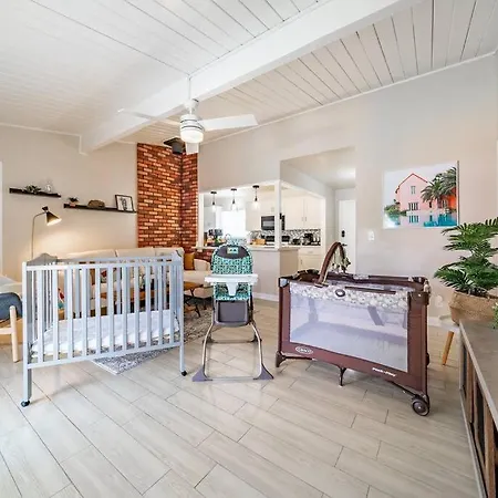 Holiday home Dino Disneyland By Oc Adventure Homes *