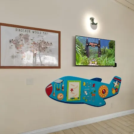 Holiday home Dino Disneyland By Oc Adventure Homes Garden Grove