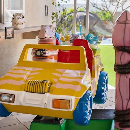 Holiday home Dino Disneyland By Oc Adventure Homes